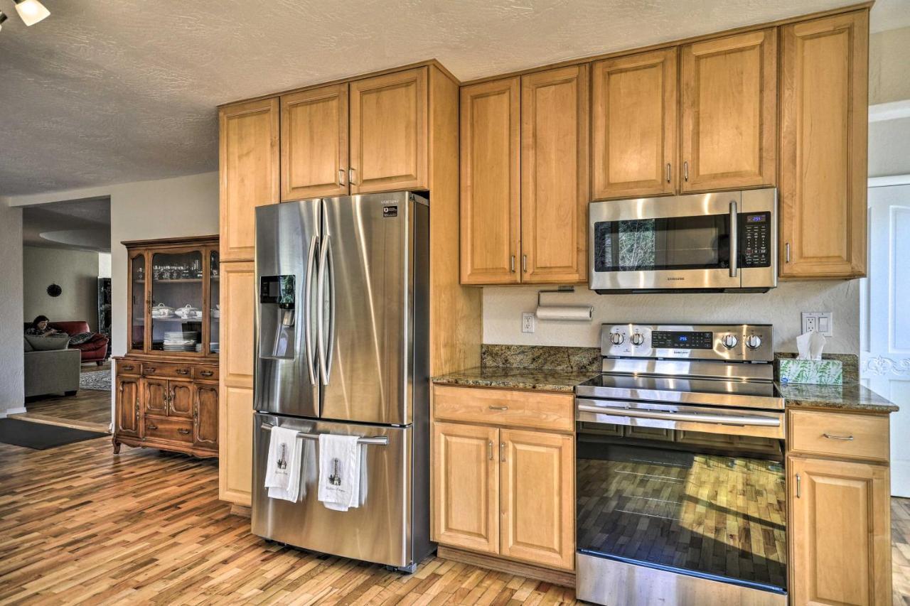 Charming Kelso Home With Proximity To Cowlitz River! Екстериор снимка